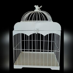 Elegant White Bird Cage with Bird Finial